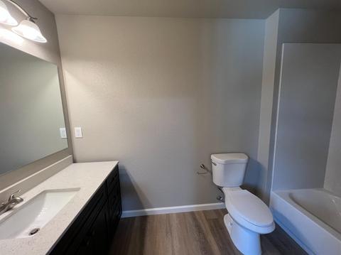 216 E Vine St, Lodi, CA 95240 photo 10