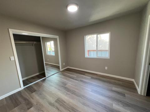 216 E Vine St, Lodi, CA 95240 photo 9