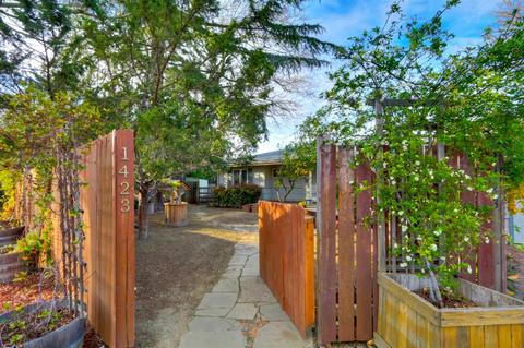 1423 Cornell Dr, Davis, CA 95616 photo 2
