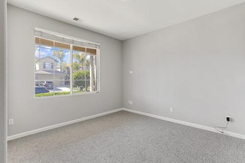 562 General Ln, Tracy, CA 95377 photo 6