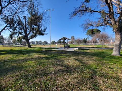 978 Linden Ave, Gustine, CA 95322 photo 4