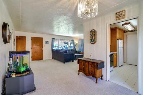 2415 Miller Ave, Modesto, CA 95354 photo 7