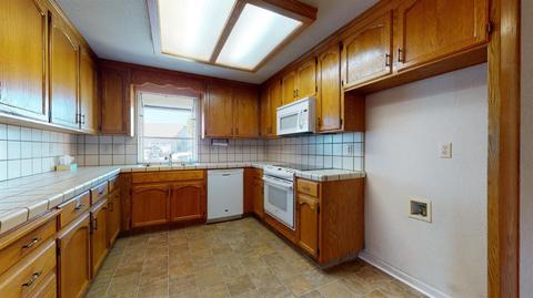 865 Canyon Ct, Manteca, CA 95336 photo 38