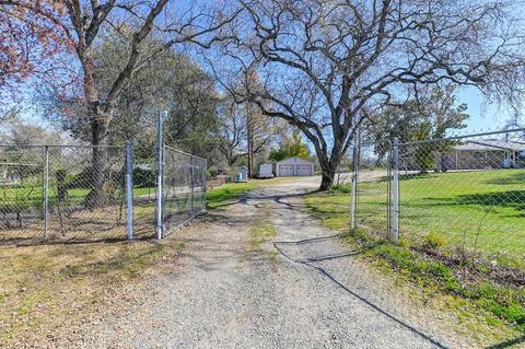 4885 Barton Rd, Loomis, CA 95650 photo 2