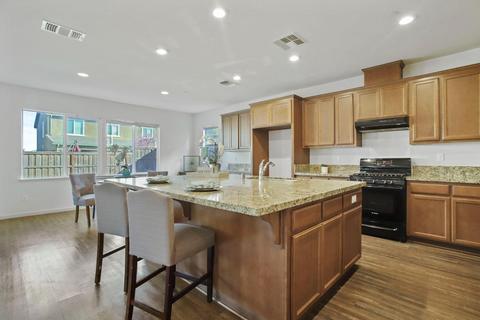 951 Evergreen Ave, Lathrop, CA 95330 photo 22