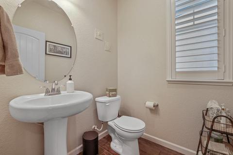3953 Lookout Dr, Modesto, CA 95355 photo 17