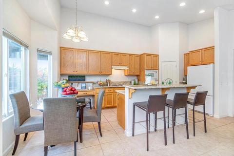 2814 Bellows St, Davis, CA 95618 photo 13