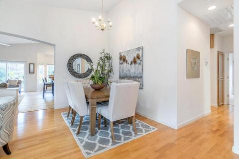 2814 Bellows St, Davis, CA 95618 photo 7