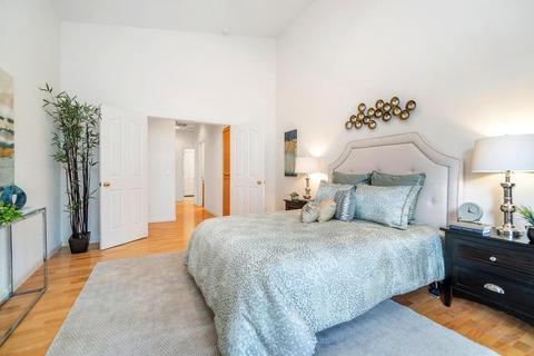 2814 Bellows St, Davis, CA 95618 photo 19