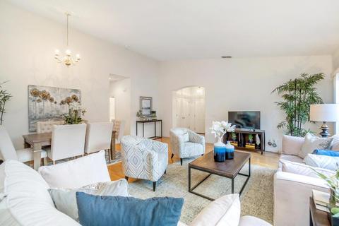 2814 Bellows St, Davis, CA 95618 photo 10
