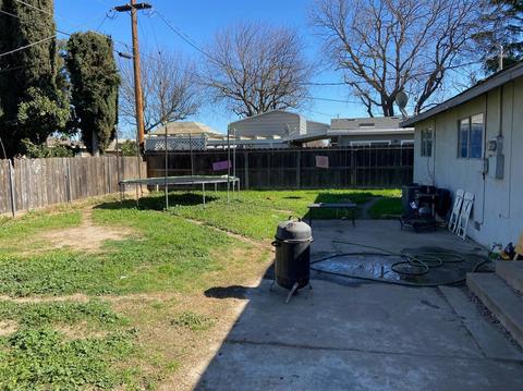 2037 Peach Dr, Modesto, CA 95350 photo 13