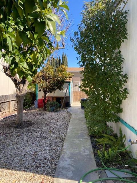 180 Schooner Ln, Modesto, CA 95356 photo 3