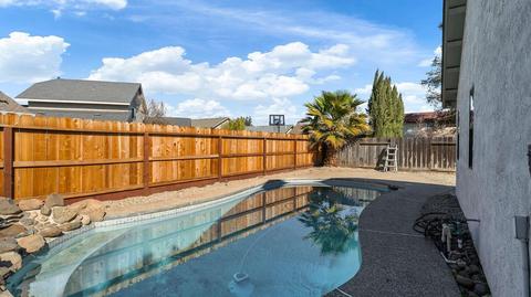 2713 Beatrice Ln, Modesto, CA 95355 photo 41