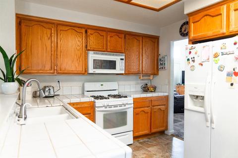 1737 Nighthawk Way, Modesto, CA 95358 photo 9