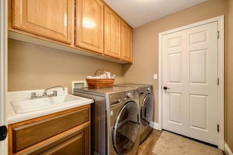 5109 Whisper Oaks Ln, Carmichael, CA 95608 photo 35