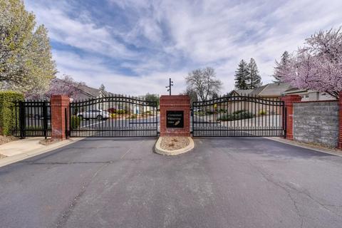5109 Whisper Oaks Ln, Carmichael, CA 95608 photo 2