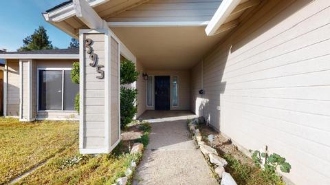 395 Lancaster Dr, Manteca, CA 95336 photo 2