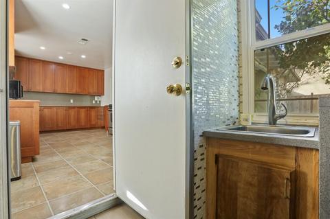 208 Rowland Ave, Modesto, CA 95354 photo 23