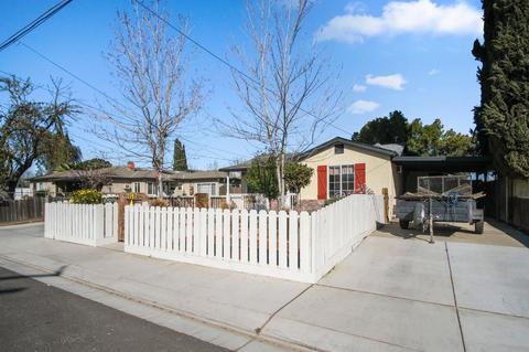 1947 Pleasant Ave, Ceres, CA 95307 photo 4