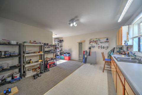 1917 Potter Ave, Modesto, CA 95350 photo 25