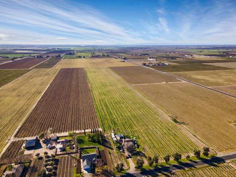 19217 N Devries Rd, Lodi, CA 95242 photo 4