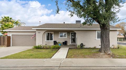 1801 Applegate Dr, Modesto, CA 95350 photo 1