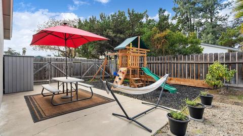 1801 Applegate Dr, Modesto, CA 95350 photo 37