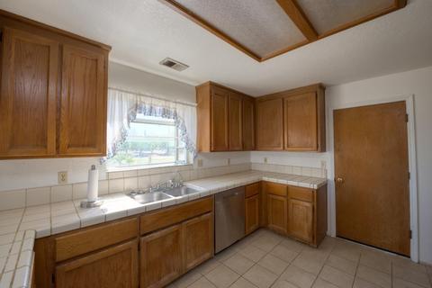 18736 Sycamore Ave, Patterson, CA 95363 photo 12