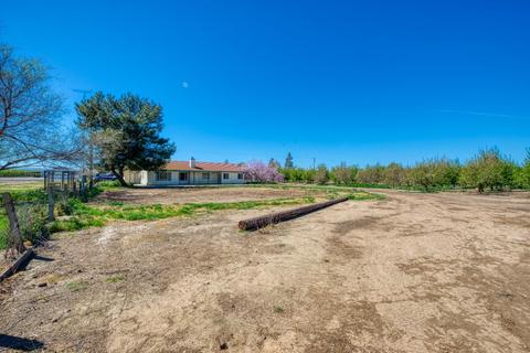 18736 Sycamore Ave, Patterson, CA 95363 photo 30