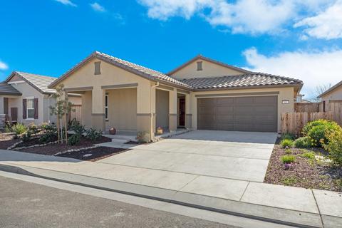 804 Stawell Dr, Patterson, CA 95363 photo 2
