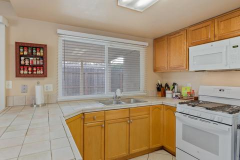 1505 Sheldon Dr, Modesto, CA 95350 photo 10