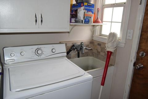 912 E Main St, Turlock, CA 95380 photo 6