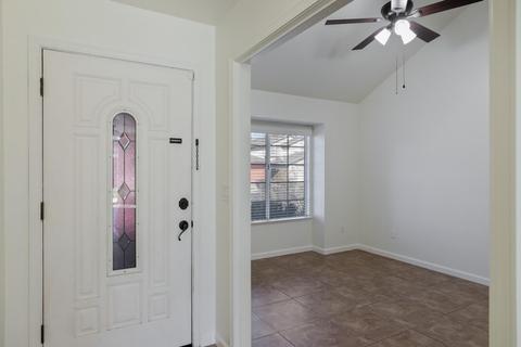 2212 Manitoba Ct, Modesto, CA 95356 photo 4