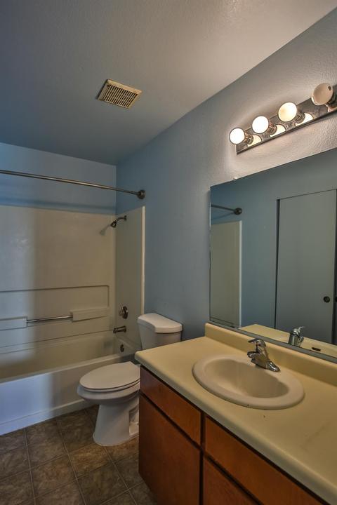 33 E Main St, Winters, CA 95694 photo 11