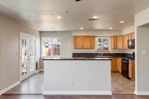 6237 Templeton Dr, Carmichael, CA 95608 photo 9