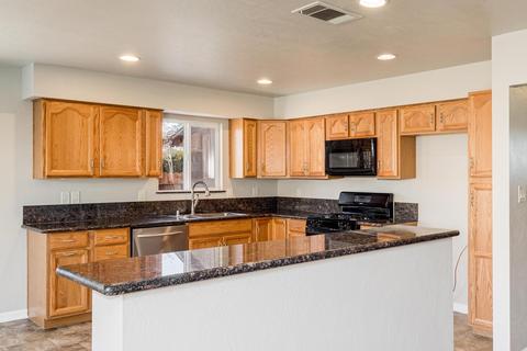 6237 Templeton Dr, Carmichael, CA 95608 photo 6
