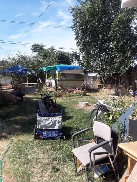 1406 Garden Ave, Modesto, CA 95351 photo 2
