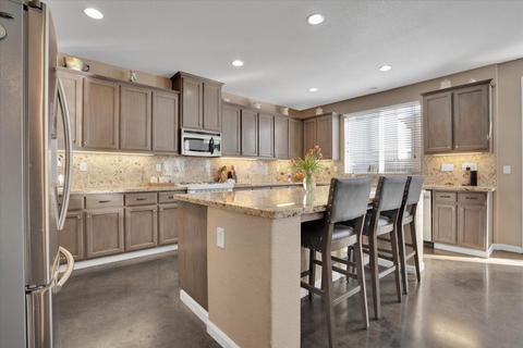2708 Amir Dr, Modesto, CA 95355 photo 12