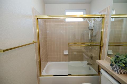 3201 Jonathan Ln, Modesto, CA 95355 photo 43
