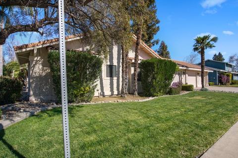 2100 Carleton Dr, Turlock, CA 95382 photo 5