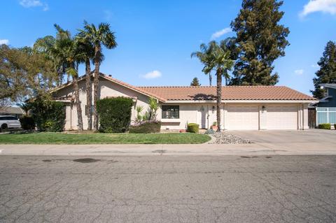 2100 Carleton Dr, Turlock, CA 95382 photo 4