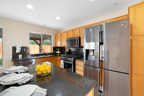 1413 Pheasant Dr, Gilroy, CA 95020 photo 7