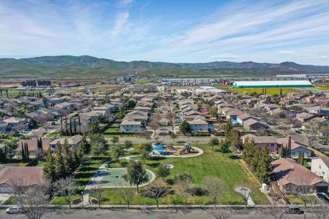 164 Charbray Ct, Patterson, CA 95363 photo 6
