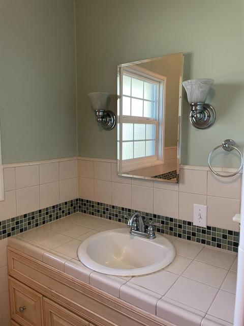 600 W Palm Ave, Lodi, CA 95240 photo 4