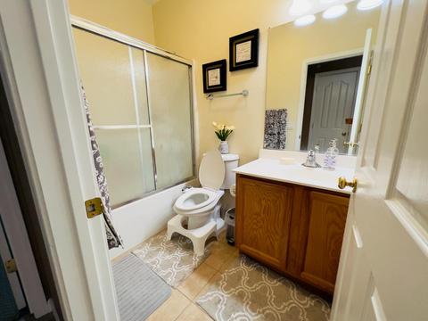 8213 Madrone Woods Pl, Antelope, CA 95843 photo 10