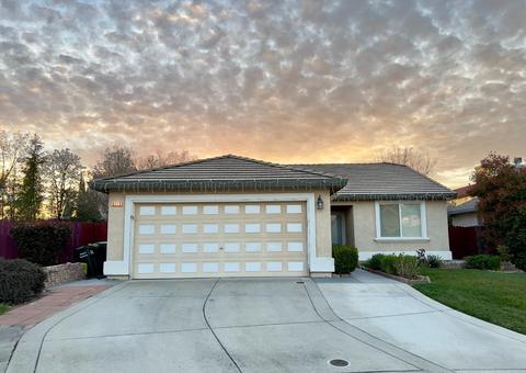 8213 Madrone Woods Pl, Antelope, CA 95843 photo 1
