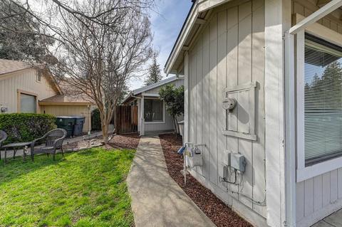5640 Mapleridge Ct, Rocklin, CA 95677 photo 4