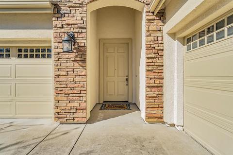 1046 Smith Way, Folsom, CA 95630 photo 4