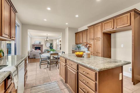 1046 Smith Way, Folsom, CA 95630 photo 20