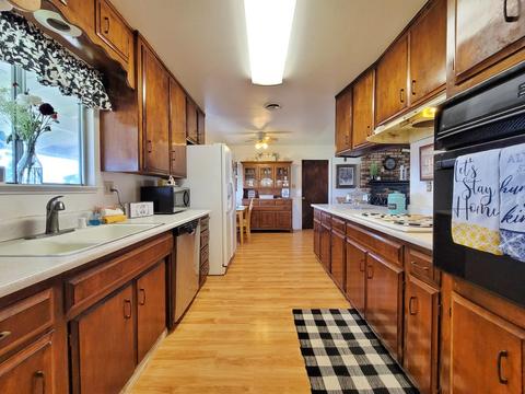 25185 N Watkinson Rd, Acampo, CA 95220 photo 19